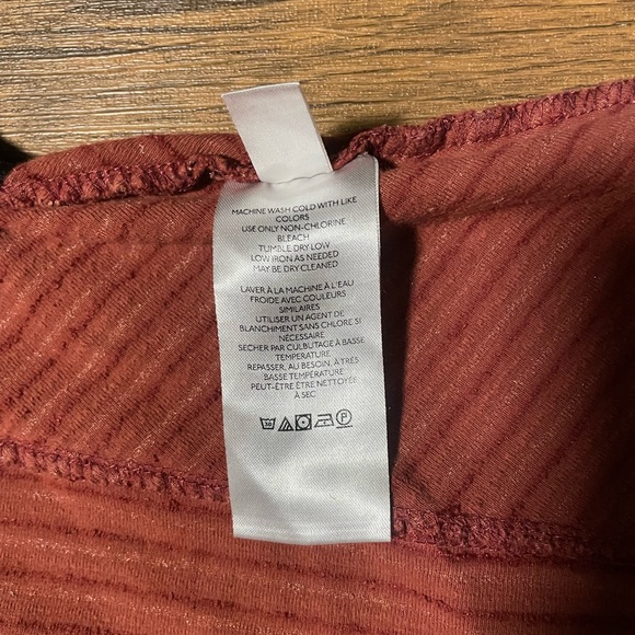 Free People Slim Pull-on Velvet Flares - Size XS - Picture 7 of 8